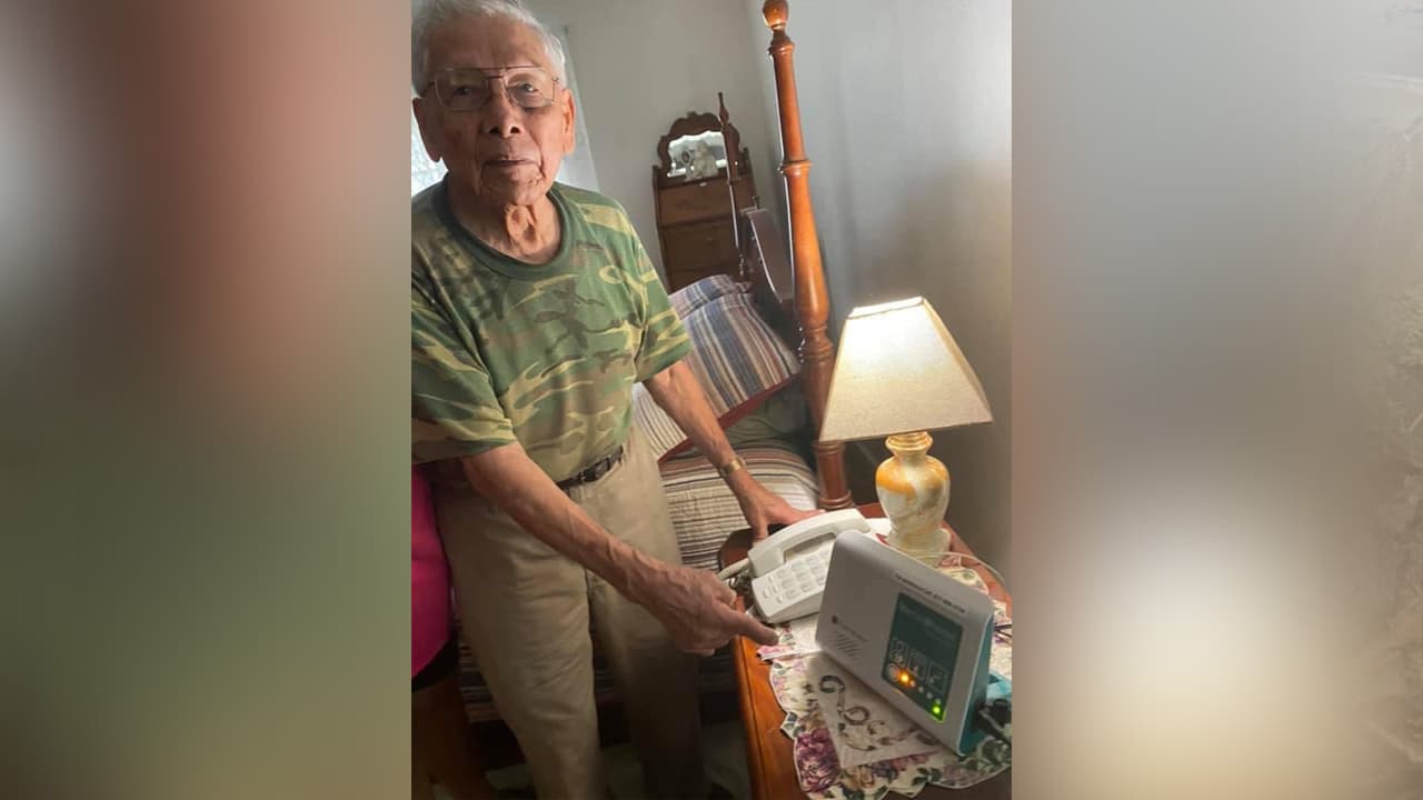 El hombre, 
<b><a href="https://www.univision.com/temas/veteranos">veterano </a></b>de guerra, está preocupado por la estación eléctrica de su marcapasos.