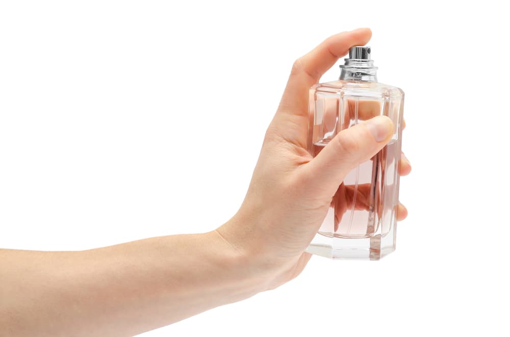 El perfume que utilizas diario.