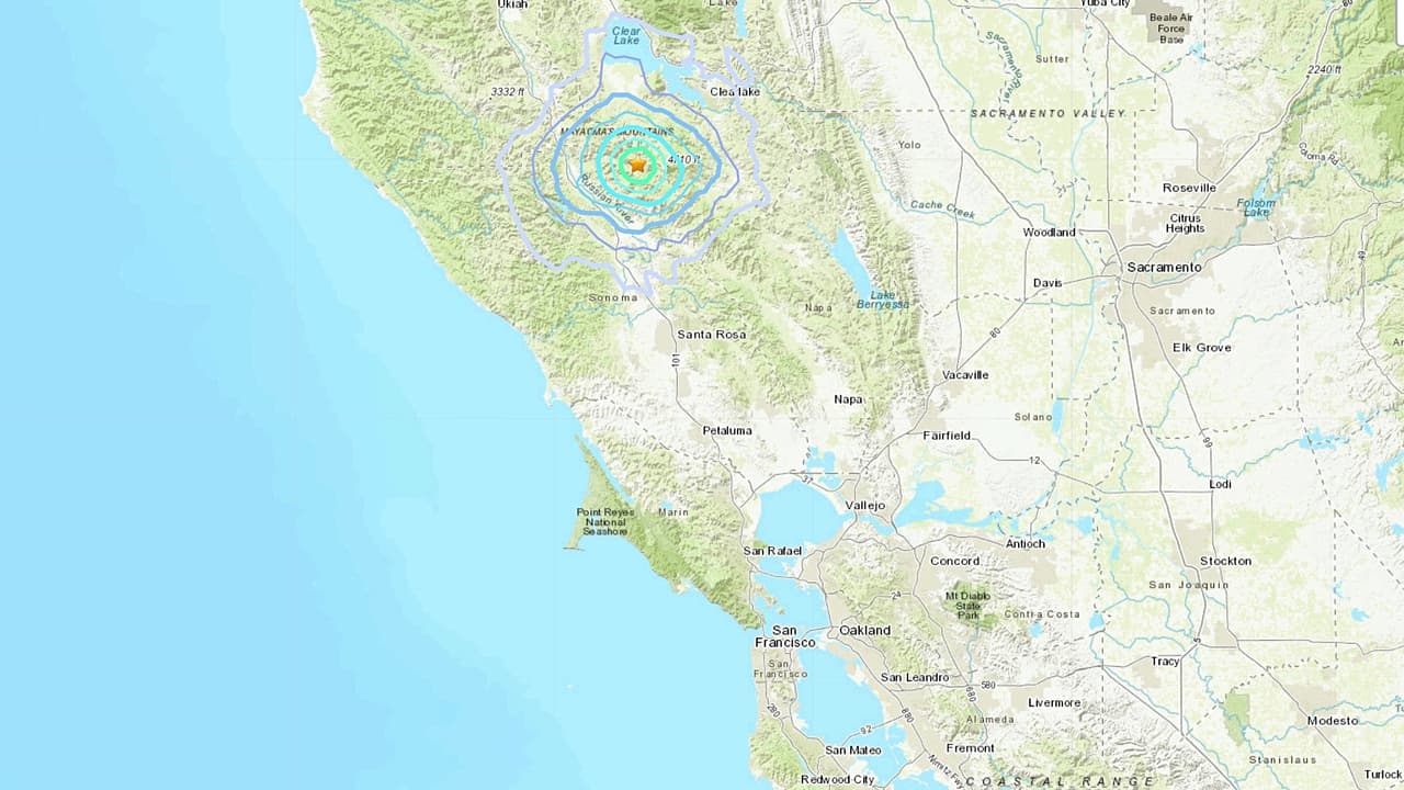 El Servicio Geológico Nacional ubicó el epicentro del sismo al norte de la ciudad de Santa Rosa.