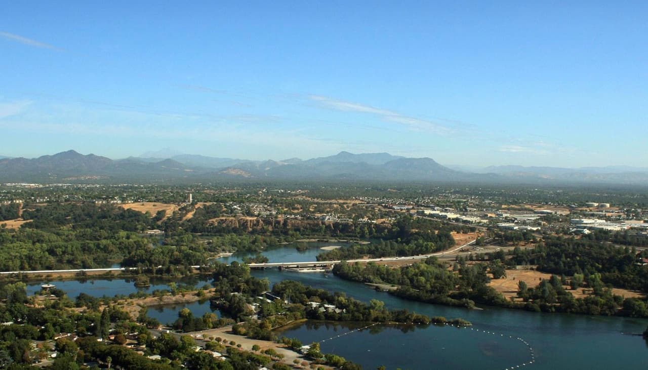 El área metropolitana de 
<b>Redding, en el norte del estado </b>cuenta con una tasa de robo de 503
<b> vehículos robados por cada 100 mil habitantes. </b>