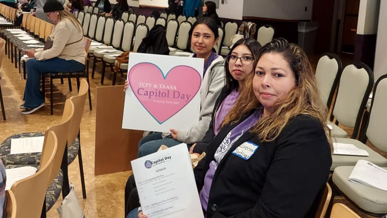 <b><a href="https://www.univision.com/local/houston-kxln/dulce-martinez-desapariciones-aldo-ramirez-houston-fotos" target="_blank">La familia de Dulce</a></b> llegó al Capitolio en Austin para exigir que se aclare lo que pasó con la hispana que fue vista por última vez hace casi cinco meses.