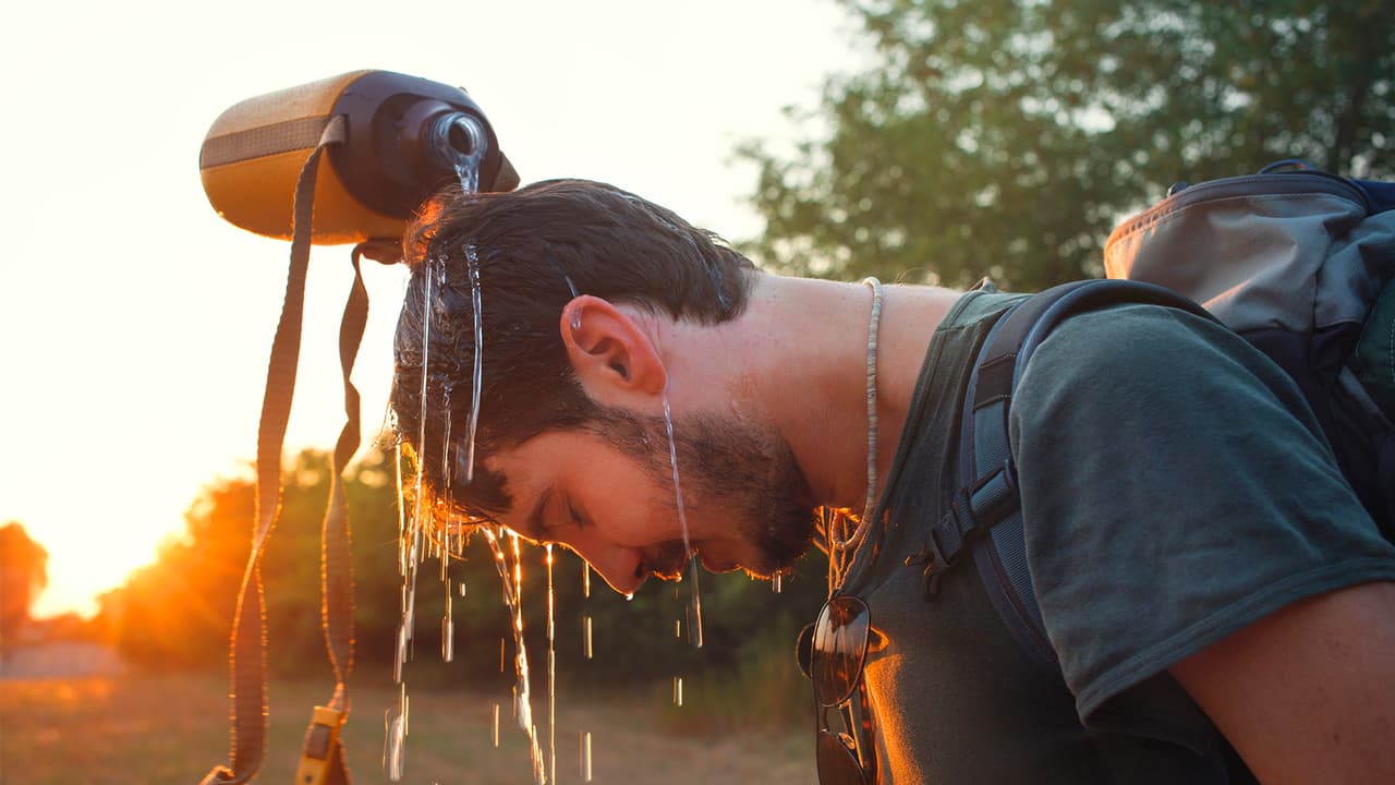 Protégete del calor: Así puedes realizar actividades al aire libre de forma segura
