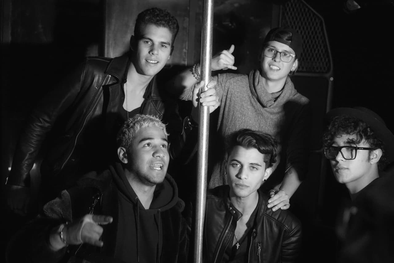 Este viernes, CNCO lanzó al mercado su nuevo álbum titulado al igual que la agrupación, CNCO.