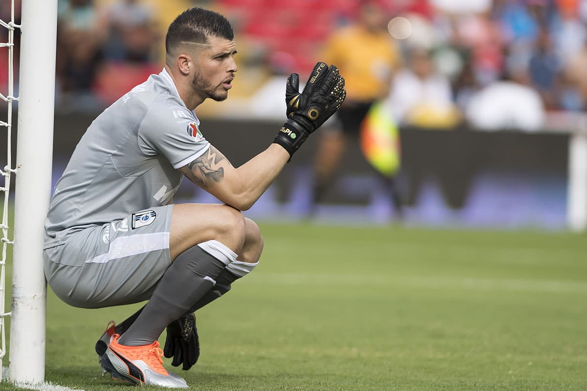 El arquero brasileño del Querétaro, Tiago Volpi, sacó nuevamente el arco en cero en el Apertura 2018 de la Liga MX.