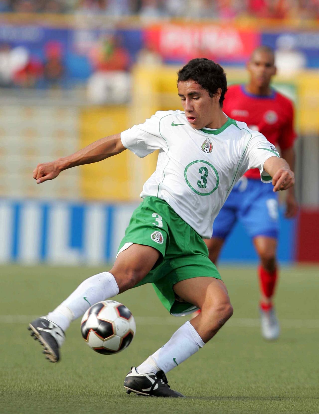 Efraín Juárez fue traspasado al Celtic de Escocia 5 años después de salir campeón del mundo. Es el único de la generación dorada del 2005 que aún permanece en Europa con el Valerenga de Noruega.