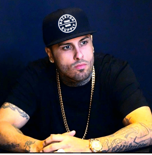 No agregó ningún mensaje, pero es más que claro que el intérprete es socialmente comprometido.