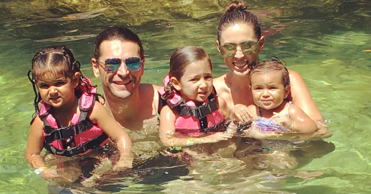 Mira la aventura que vivió Jacky Bracamontes junto a sus hijas