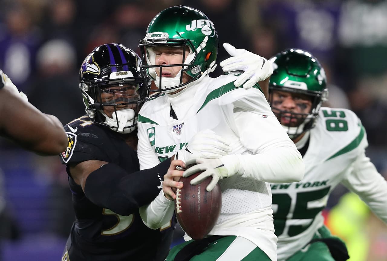 Ravens se imponen con autoridad 42-21 a New York Jets y aseguran su presencia en Playoffs.