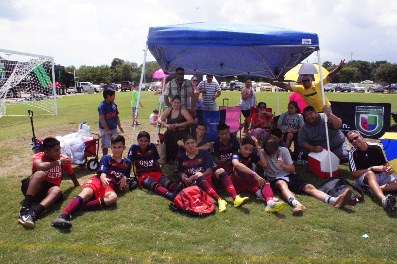 Diversión, comida y mucho futbol, mira lo que ocurrió en Copa Univision Austin.