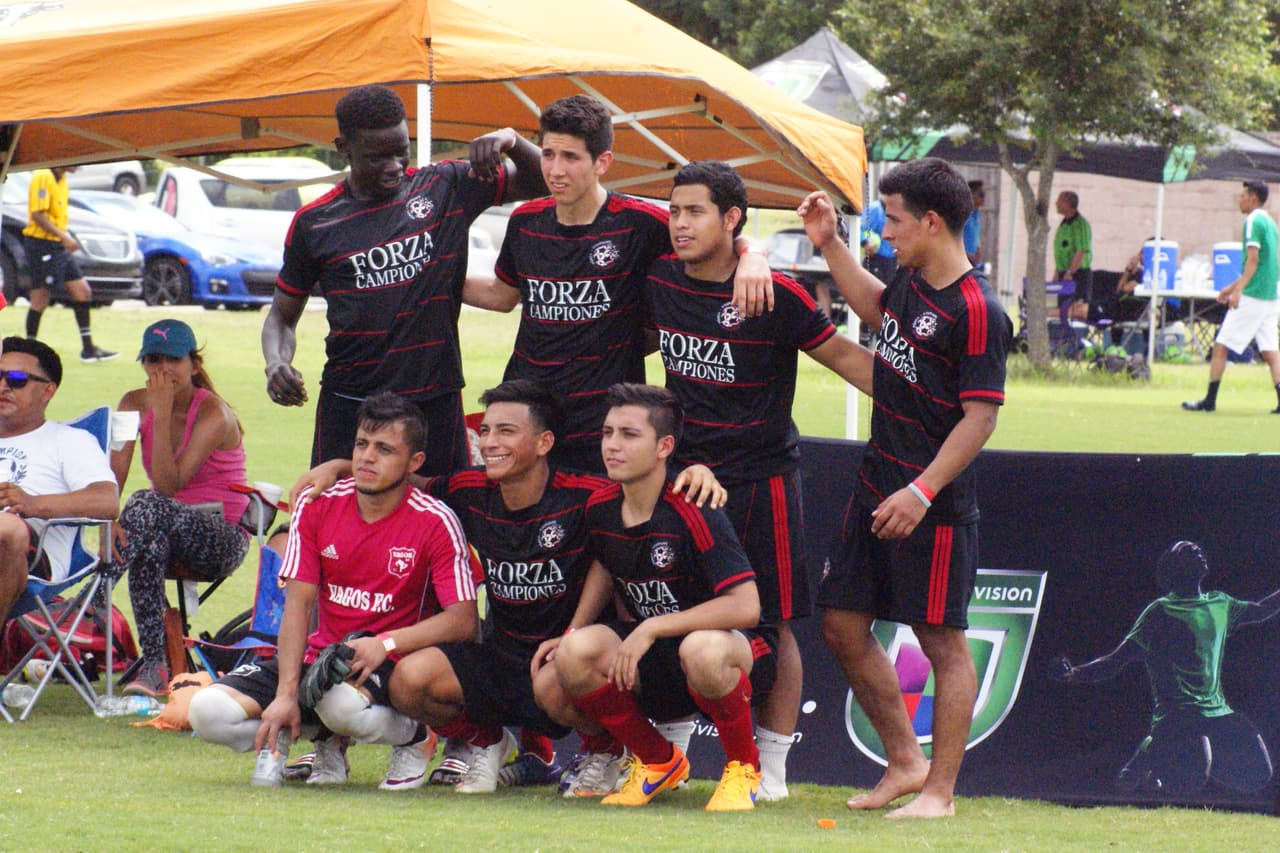 Diversión, comida y mucho futbol, mira lo que ocurrió en Copa Univision Austin.