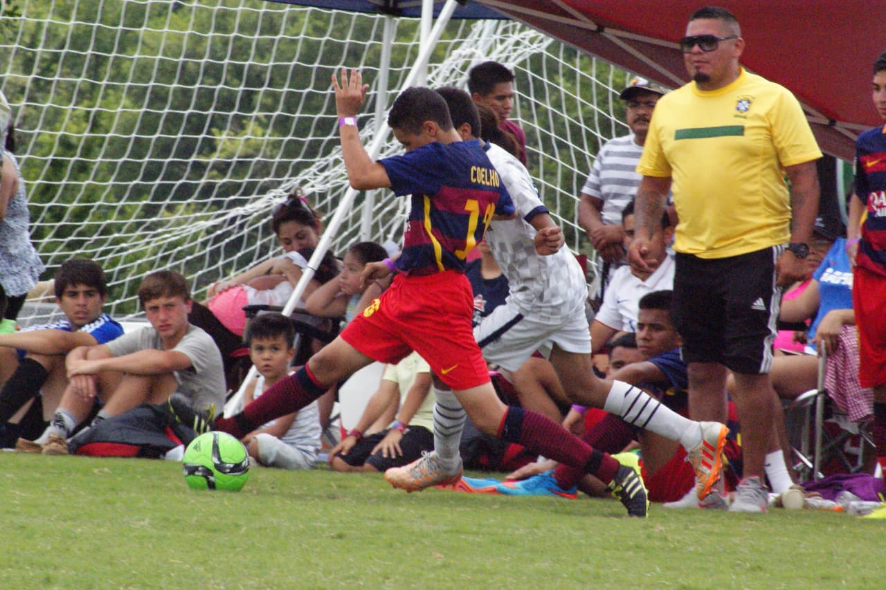 Diversión, comida y mucho futbol, mira lo que ocurrió en Copa Univision Austin.