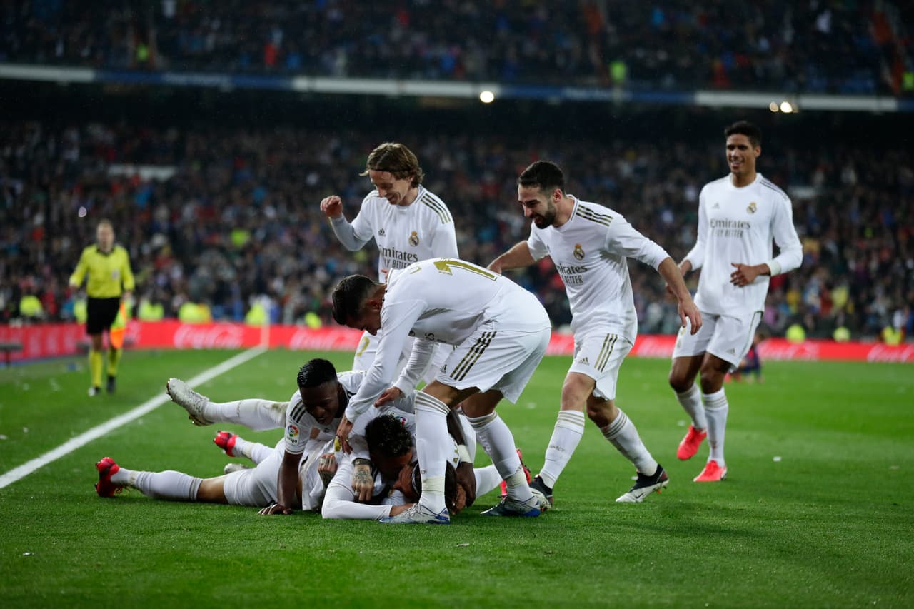 <b>Real Madrid</b>
<br>1.- 87.2 millones de seguidores
