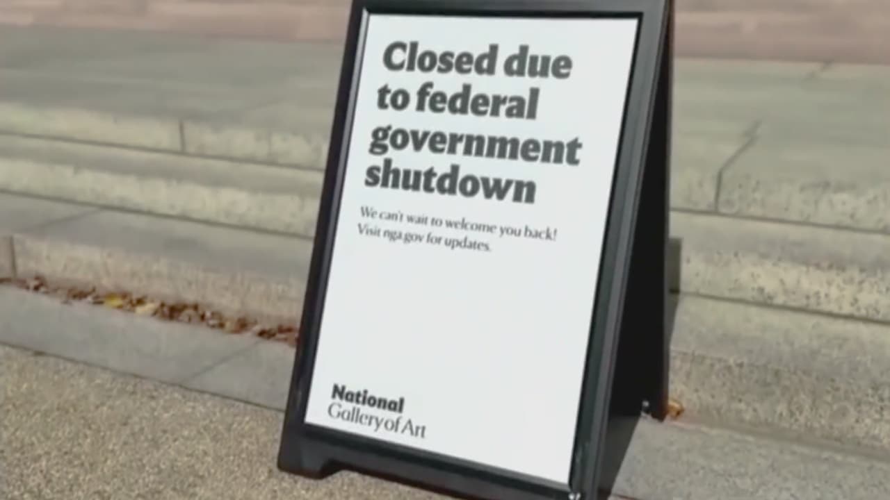 ¿Cuánto tiempo puede afectar el cierre parcial de gobierno a empleados federales? Economista lo analiza