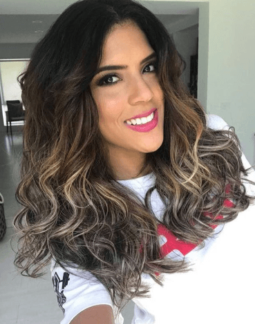 Con cualquiera de sus looks, ella logrado ser uno de los rostros más destacados de la televisión hispana en Estados Unidos.