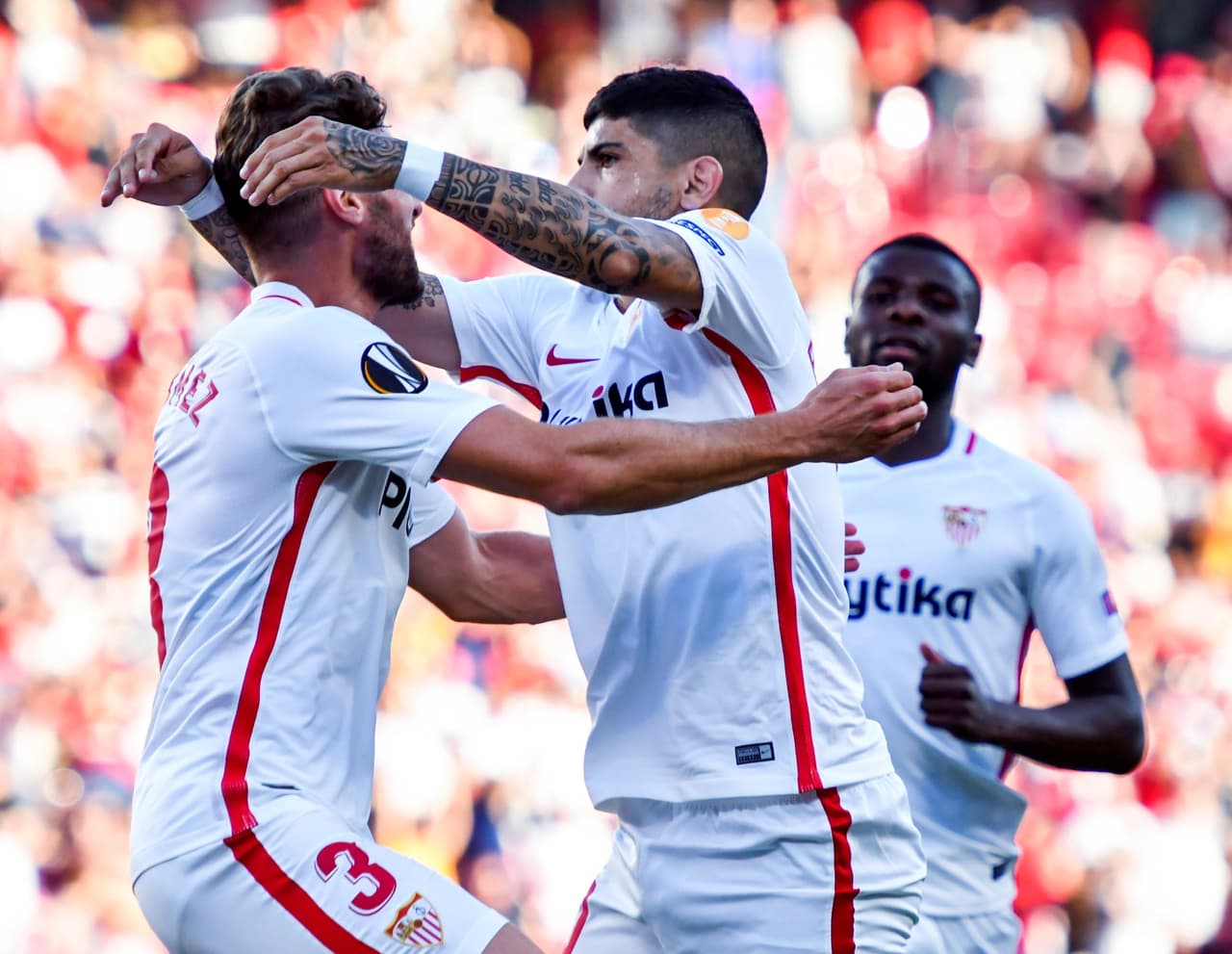 Sevilla, que viene en una racha negativa en España, lograba así un voto de tranquilidad contra el equipo belga.