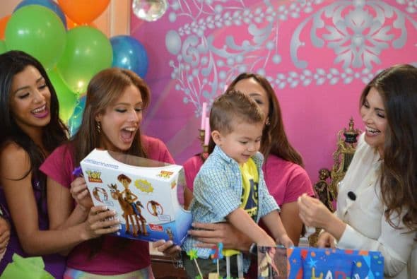 La venezolana estaba muy preocupada por no poder estar con su bebé en el día de su cumpleaños pero Chiqui le cumplió el deseo de traer a su hijo a la mansión y el reencuentro ocasionó lágrimas.