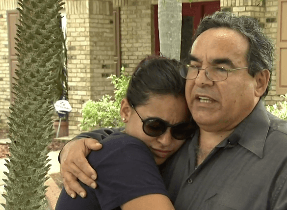 Tras enterrar al hijo que perdió en la masacre de Orlando dominicano dispara su verdad