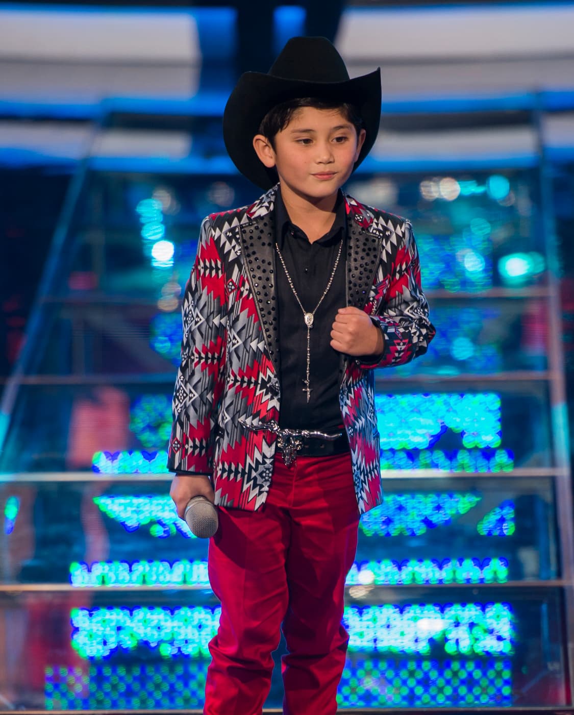 A pesar de la presión, capitanes, competidores y jueces tratan de relajarse cuando están fuera del aire, a veces se portan bien y otras tantas un poco mal, pero el chiste es pasarla bien. ¡Miren qué pasa detrás de cámaras!