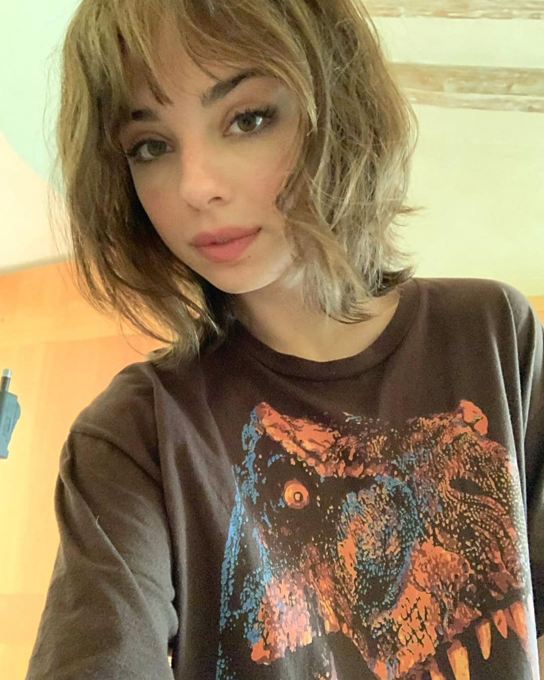 Su madre, Carina Ricco, asegura que Fiona tiene la misma mirada de Eduardo Palomo. "Le veo el tamaño de mis ojos, pero la mirada de Eduardo, el colorcito más claro", apuntó la cantante en noviembre de 2017 en una entrevista retomada por 'Sale el sol'.