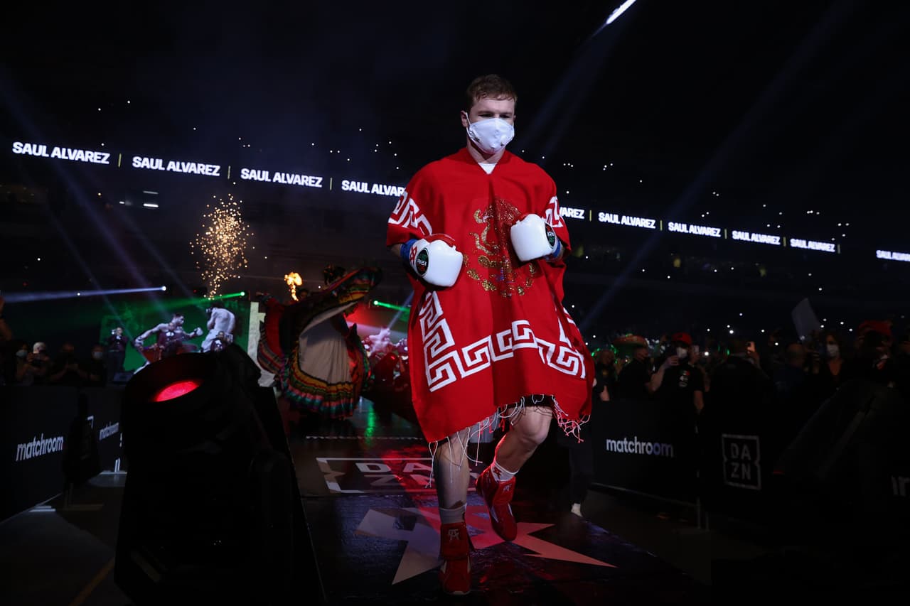 Canelo era favorito en las apuestas antes de comenzar el combate.