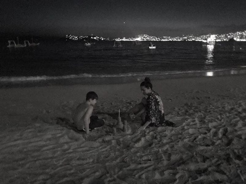 Antes de que Rulli llegara a su vida, Cecilia tuvo un romance con el modelo italiano Silvio Fornaro, del que nació Valentina, quien ya tiene 18 años de edad.