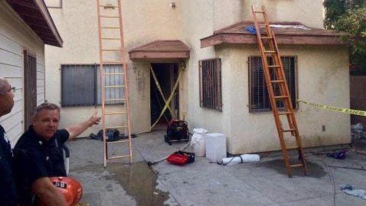 Pirómano arrestado por incendiar un apartamento con tres niños adentro, que sufrieron graves quemaduras