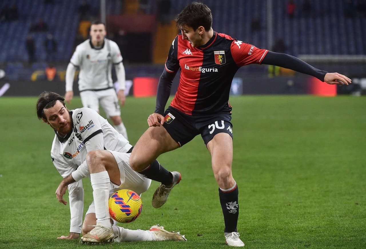 Genoa cae como local ante el Spezia 1-0 con anotación de Simone Bastoni al 14'. El mexicano Johan Vásquez abrió como titular para el encuentro durante la fecha 21 en la Serie A.
