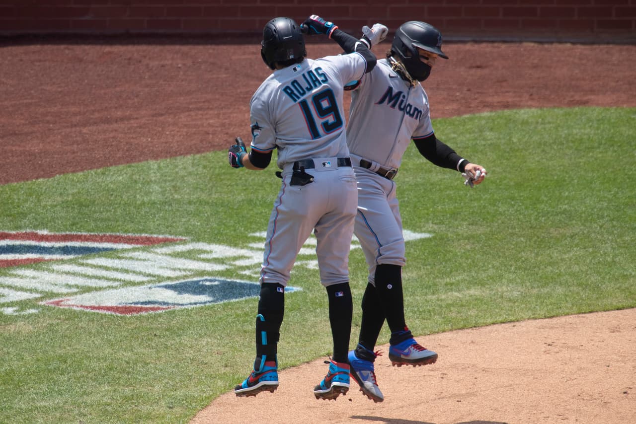 El equipo tenía previsto viajar este domingo desde Philadelphia hasta Miami, sin embargo suspendieron su regreso a casa por los contagios.