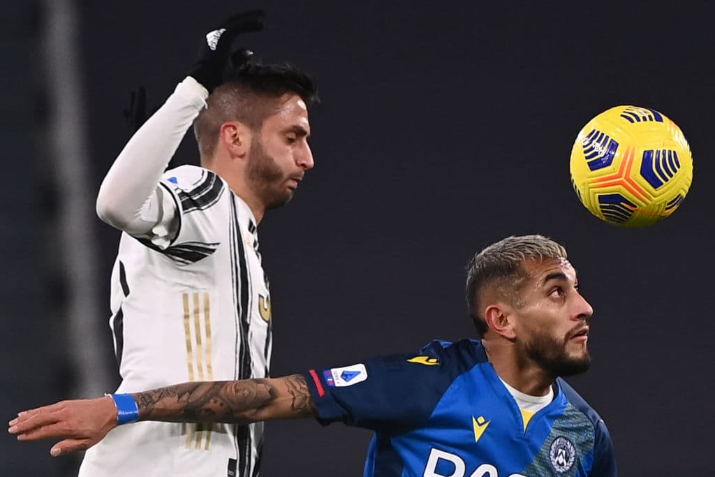 Juventus, sin piedad, goleó al Udinese 4-1. Con doblete de Cristiano Ronaldo y goles de Paulo Dybala y Chiesa, los de la Vecchia Signora suman puntos durante la Jornada 15 de la Serie A.