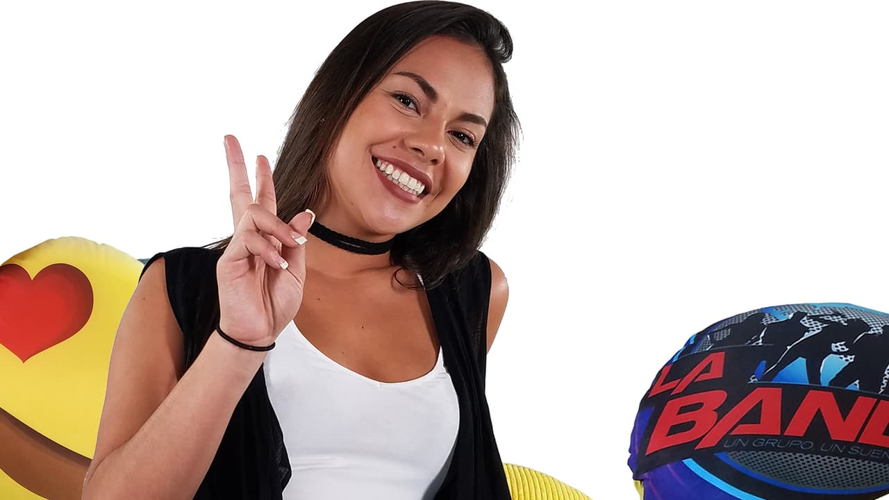 <b>Megamy Bowles</b> es otra boliviana que sueña con vivir de la música.
<a href="http://www.univision.com/shows/la-banda/emotiva-presentacion-megamy-canto-recuerdame-video" target="_blank">Su audición</a> la dedicó a su padre de quién heredó la pasión por cantar.