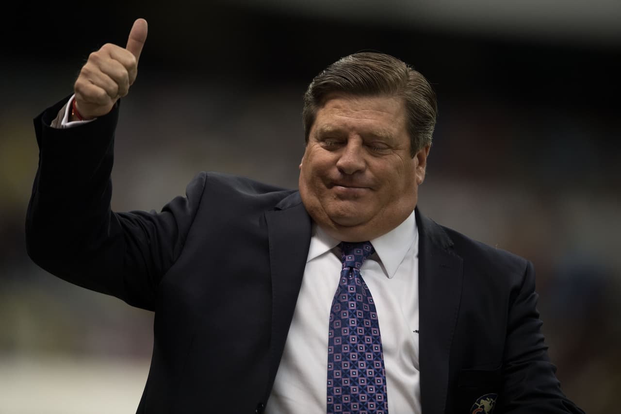 Miguel Herrera es puras sonrisas: 'El Piojo' es uno de los más queridos entre los americanistas.