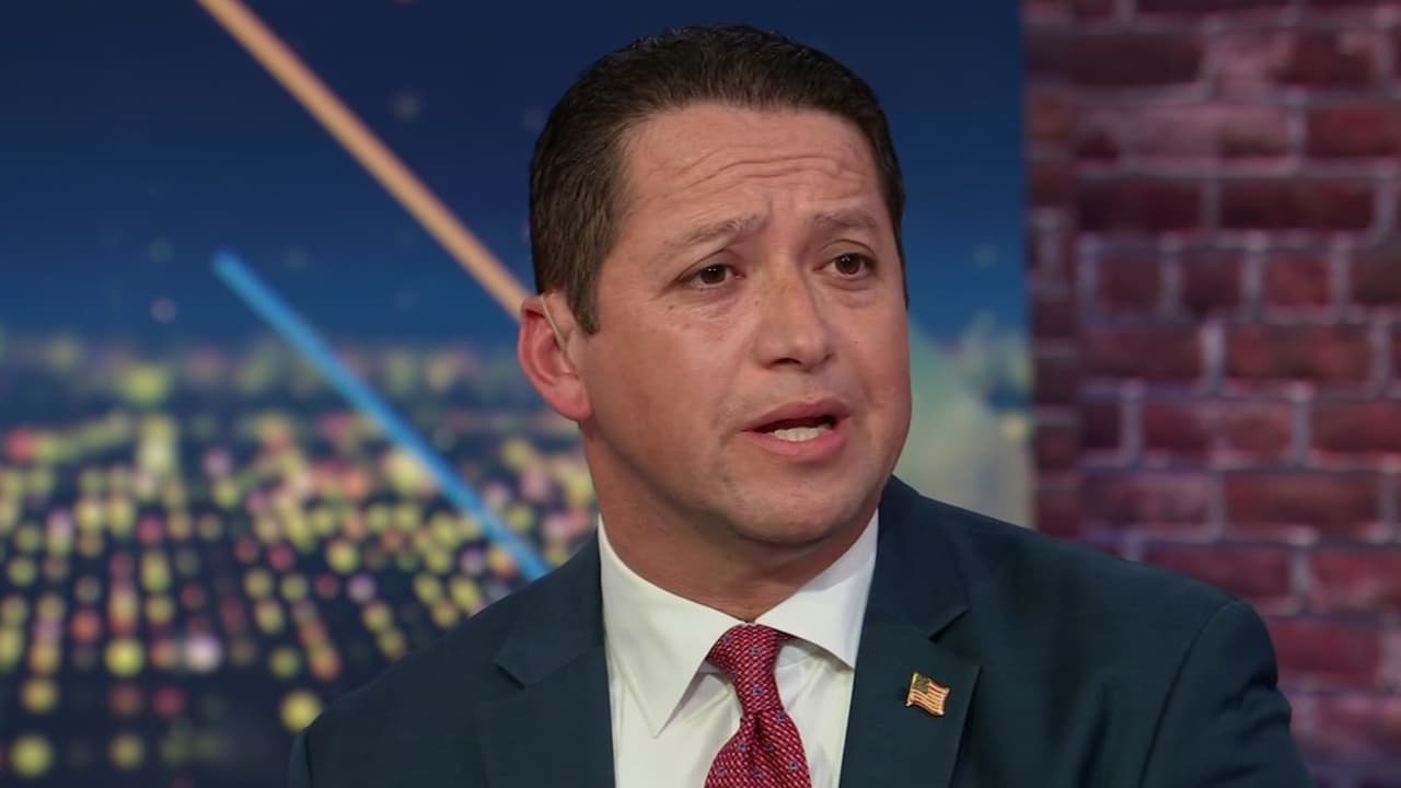 Republicano Tony Gonzales no buscará reelección en Texas