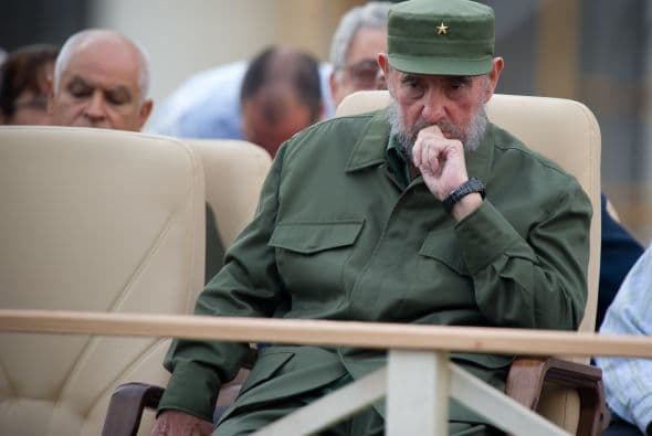 Al terminar de releer su discurso de 43 minutos, Castro habló durante media hora más sobre su teoría de una inminente guerra nuclear.