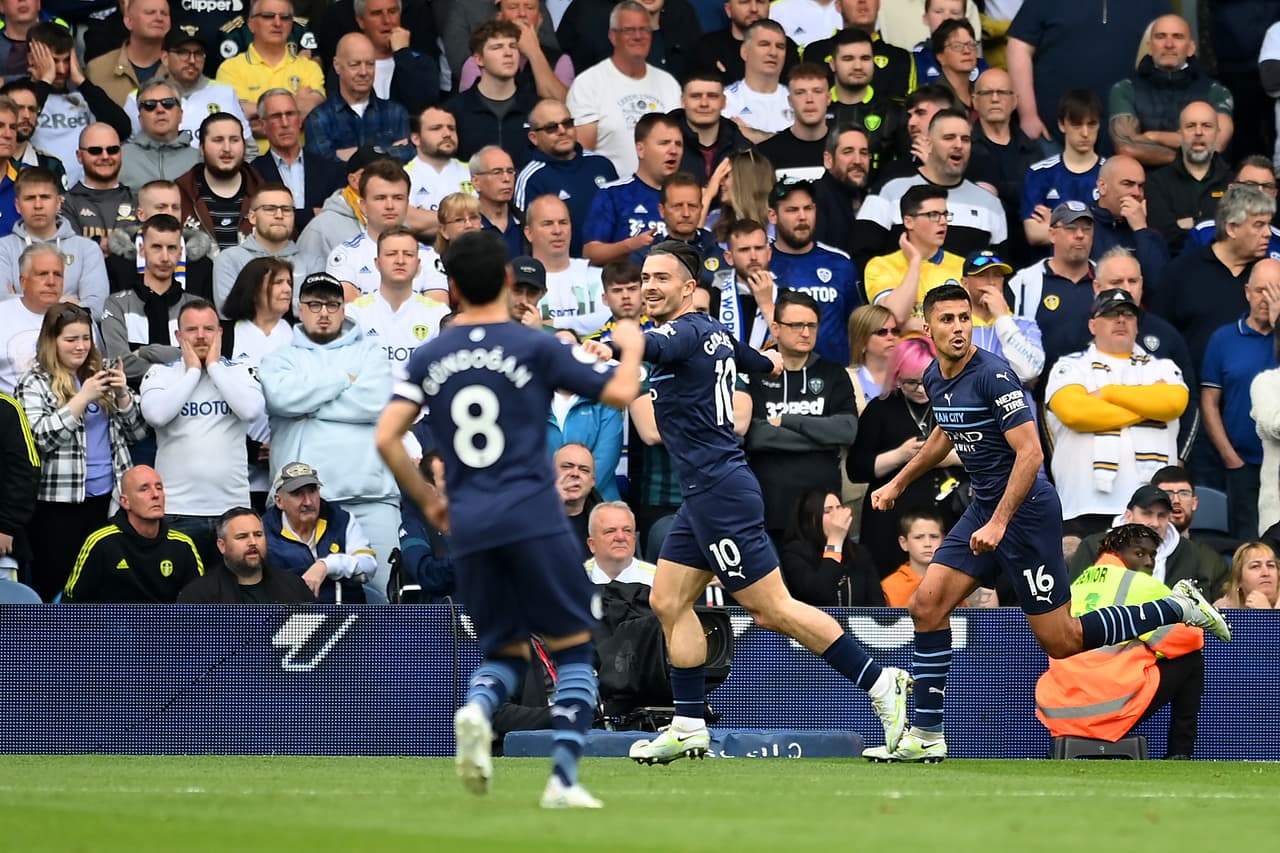 El City y Liverpool ganan; Norwich desciende de la Premier League