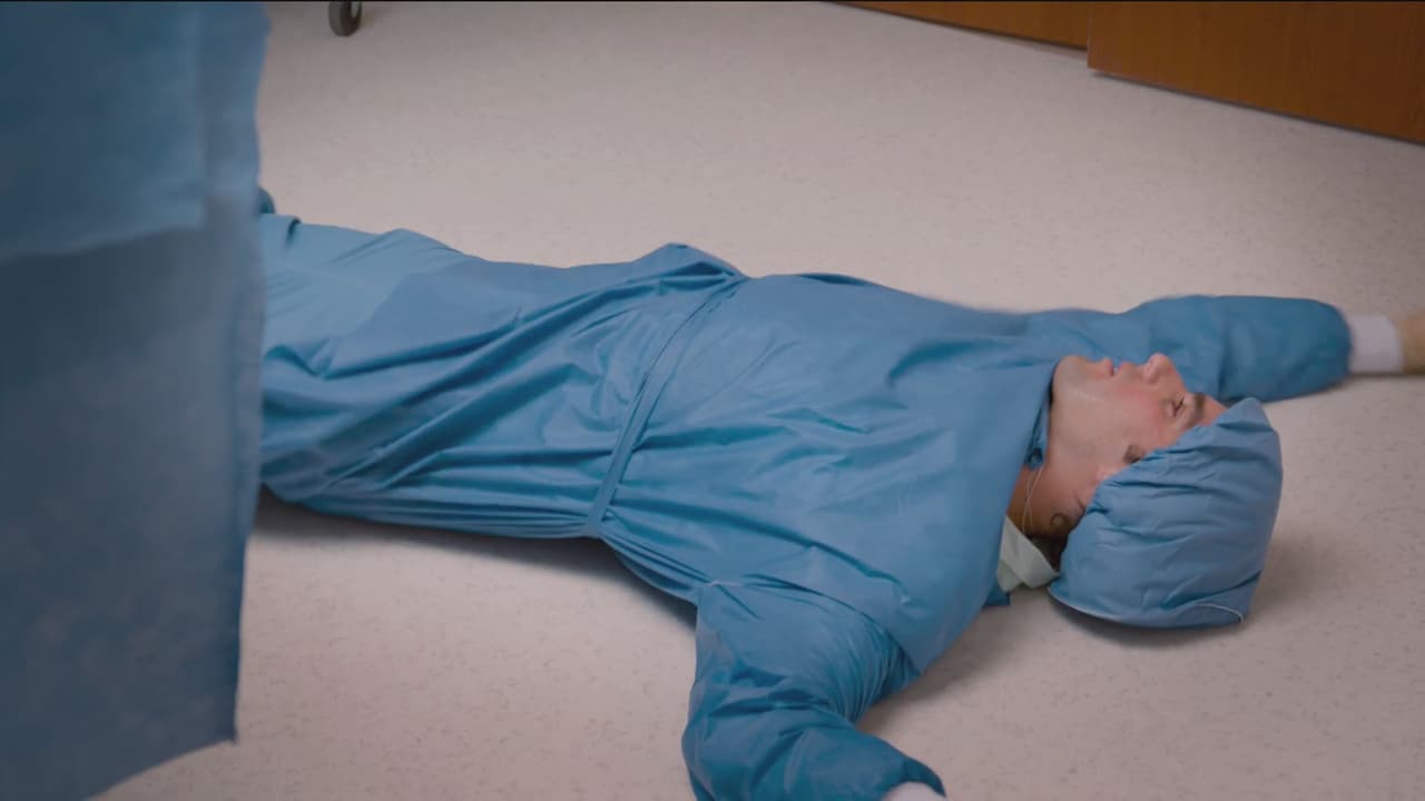 Pero este gran momento se ensombreció en un instante porque Gabriel se desvaneció en pleno parto.