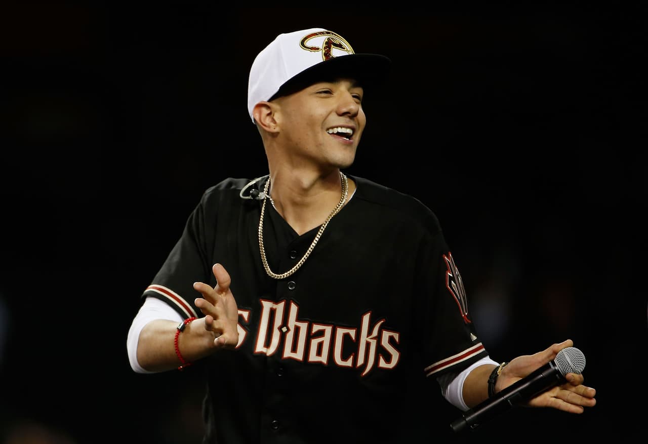 En 2013, Luis Coronel lanzó su primer disco, 'Con la frente en alto', con el que logró tener mucho éxito.