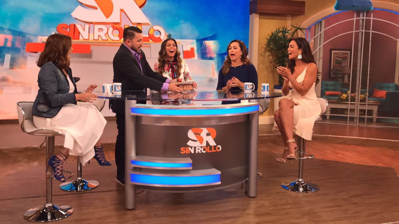 La conductora domincana recibió durante el segmento de Sin Rollo una grata sorpresa.