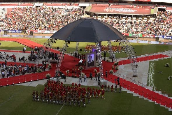 El día de ayer, 30 de noviembre, el Estadio Azteca se visitó de luto para homenajear a la estrella mexicana.