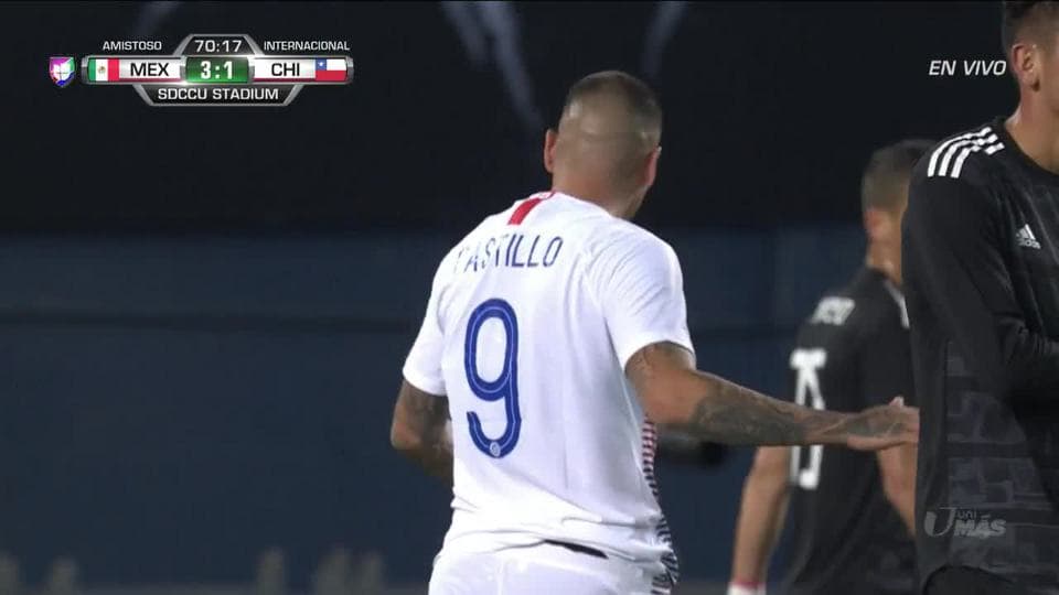 Tiro desviado de Nicolás Castillo