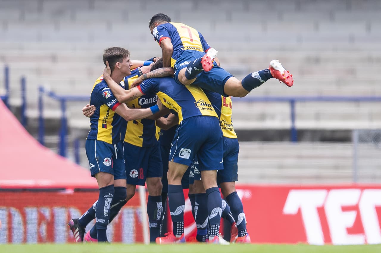 Andres Vombergar, Germán Berterame y Unai Bilbao son los encargados de darle el triunfo al Atlético San Luis 1-3 sobre Pumas.
