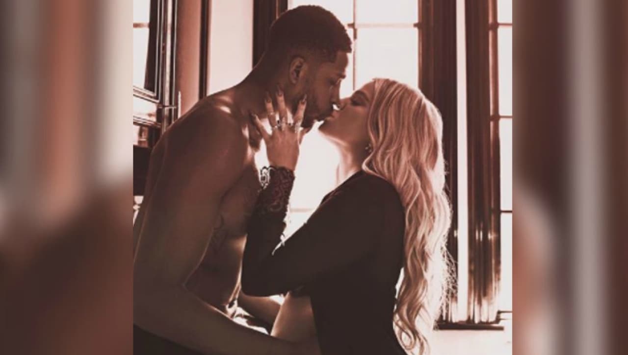 "La vida es corta y a veces ponemos a muchos antes que nosotros, pero una de nuestras 
<b>prioridades</b> debe ser 
<b>nuestra felicidad",</b> escribió Khloé en su exclusiva página dando paso a una reconciliación con el padre de su hija True.