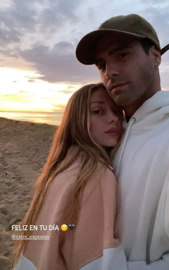 Ninguno de los actores ha hablado públicamente de su relación. Sin embargo, sí han compartido varias fotos juntos en Instagram.