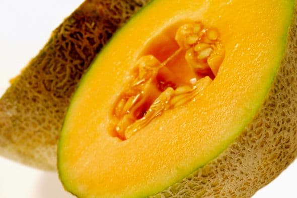 Si quieres comerlo fresco, puedes meterlo por unos minutos a la nevera para enfriarlo y después disfrutarlo a gusto.