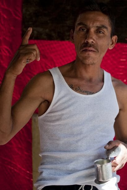 En Honduras, las autoridades atribuyeron a un enfrentamiento de la banda Mara Salvatrucha o MS-13 con sus rivales de la Mara 18 (M-18), la matanza en septiembre de 18 personas en una fábrica en San Pedro Sula.