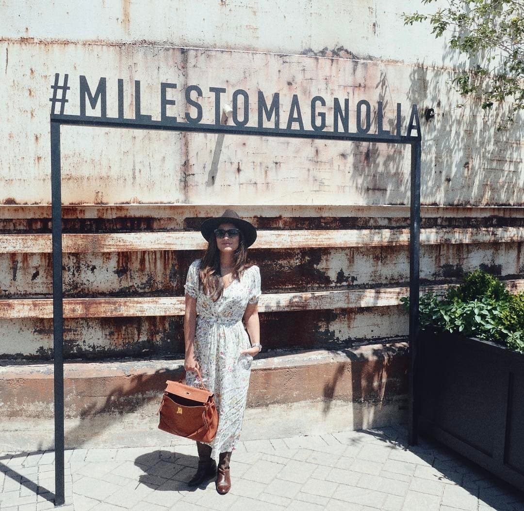 La actriz aprovechó cada lugar de Texas para tomarse una fotografía y así nunca olvidar el lugar en el que nació.