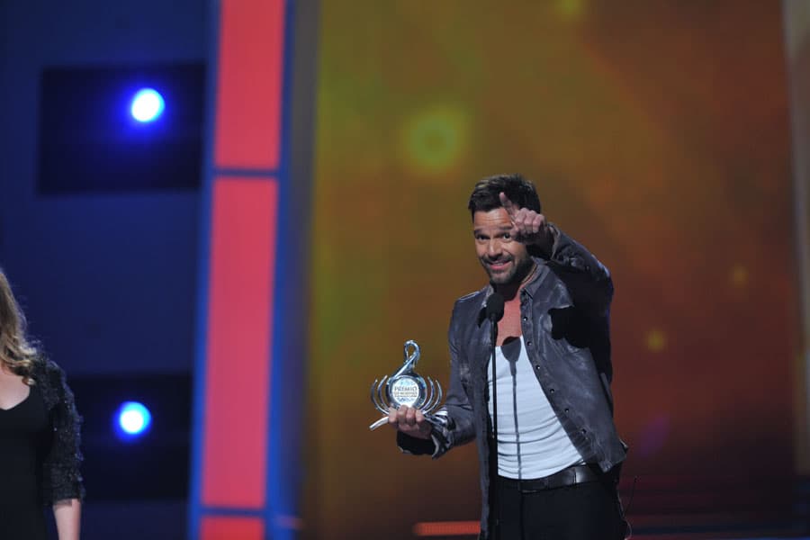 Visiblemente emocionado, Ricky Martin pronunció unas palabras: "Definitivamente ha sido un año muy especial en mi vida, pero yo creo que ha sido el resultado de muchos años de trabajo".