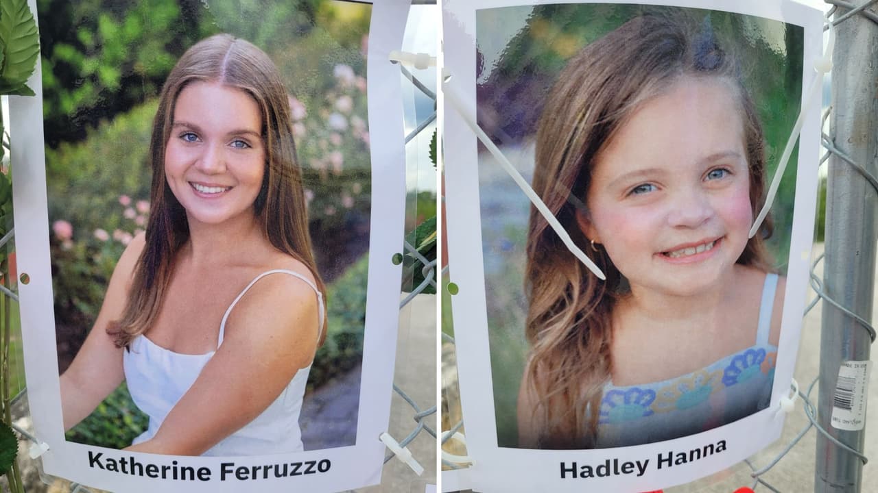 En la reja de un lote junto al río se colocaron las imágenes de las víctimas mortales y de las personas que aún no han sido encontradas.
<br>