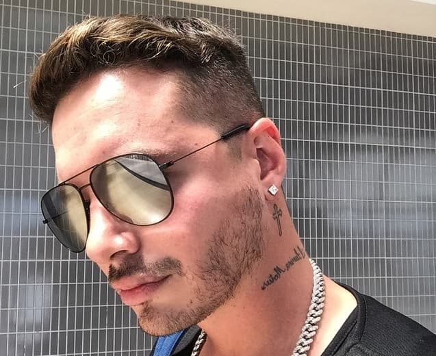 J Balvin también viene fuerte con cuatro nominaciones este año, entre ellas Artista Premio Lo Nuestro del Año.