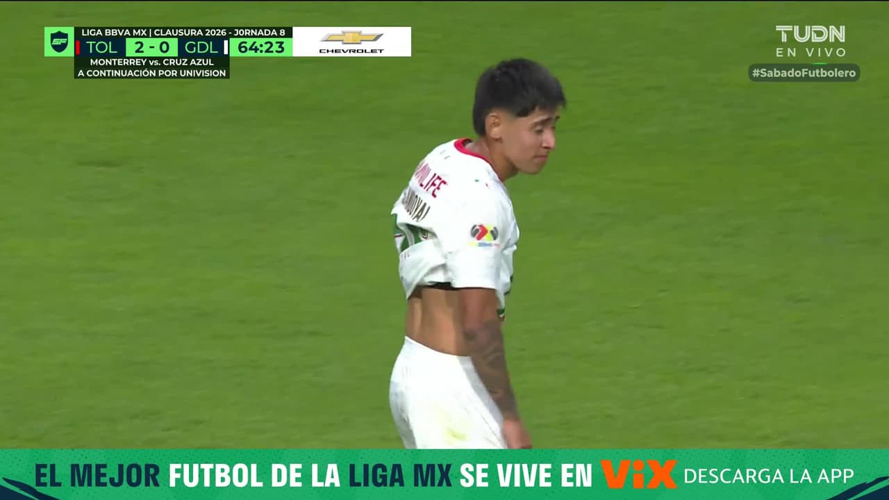 Sandoval dispara con potencia, pero falla ante Toluca