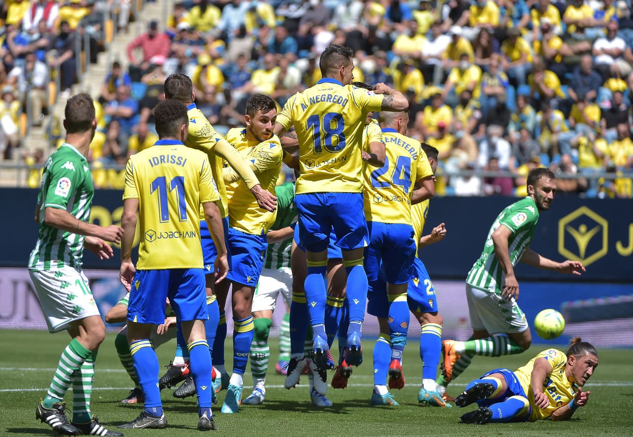 El conjunto donde militó el ‘Mágico’ González hizo un buen partido.